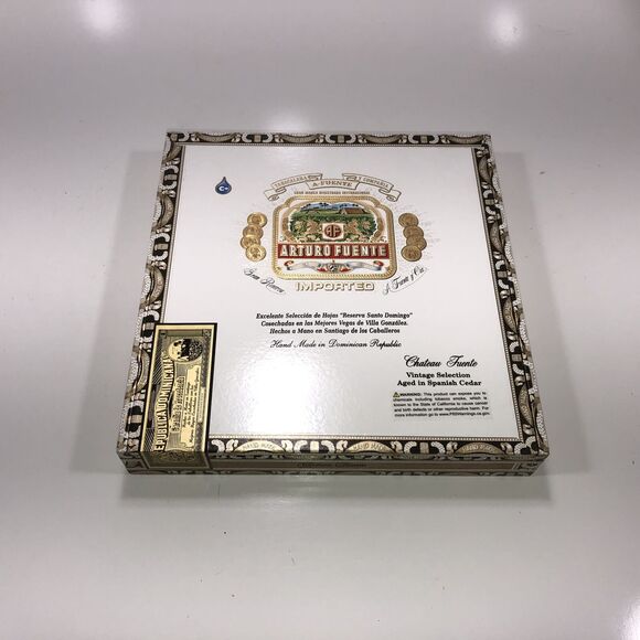 Arturo Fuente Chateau Empty Wooden Cigar Box 9.5x9.75x1.25 - Picture 2 of 5